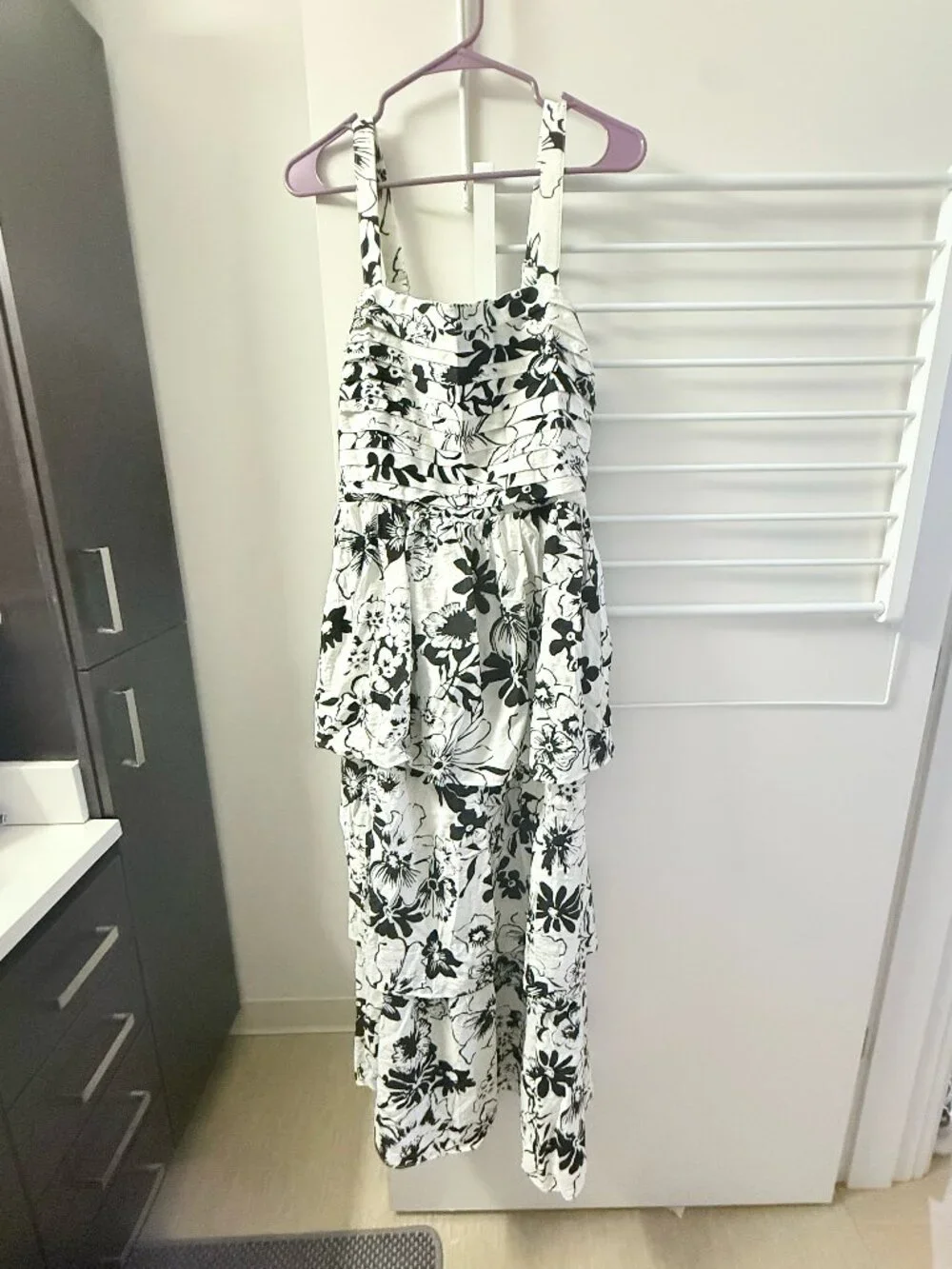 Abercrombie & Fitch Emerson Black & White Floral Tiered Maxi Dress MTall